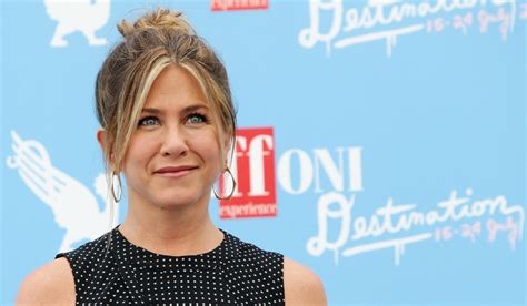 is jennifer aniston lesbian|Jennifer Aniston will play Americas first lesbian president in new ...